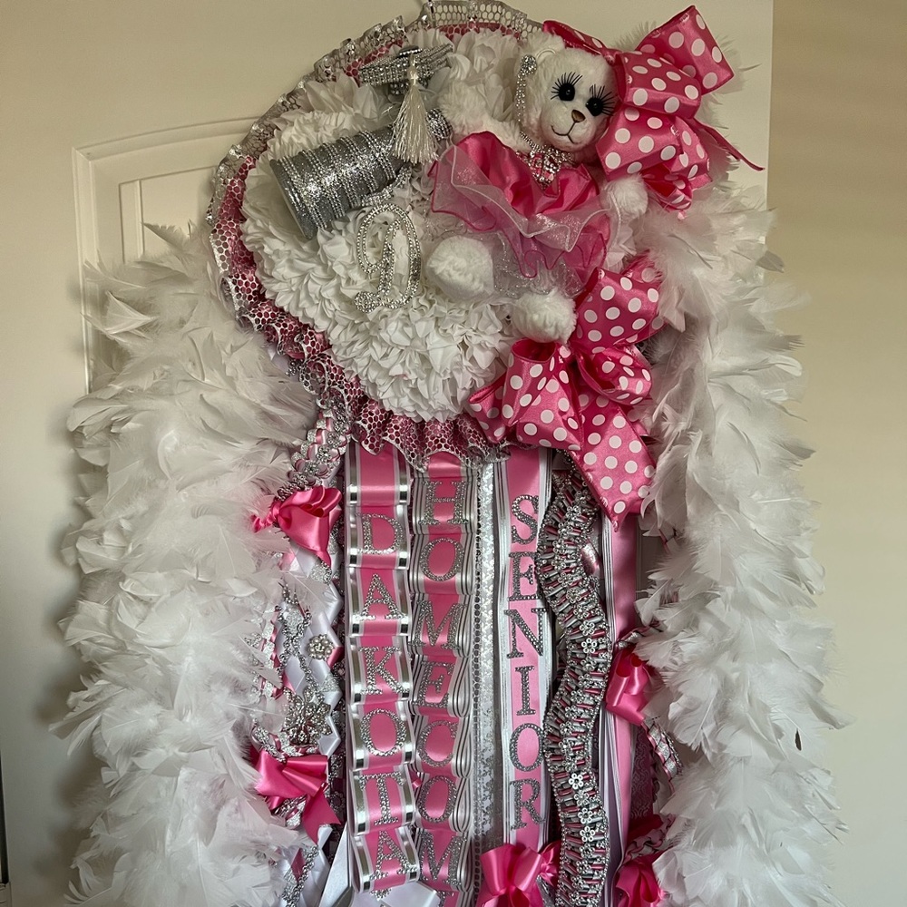 Authentic Mum Queen Homecoming Mum